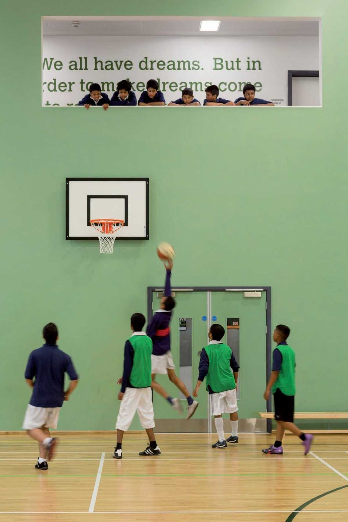 Stepney Green School image 1