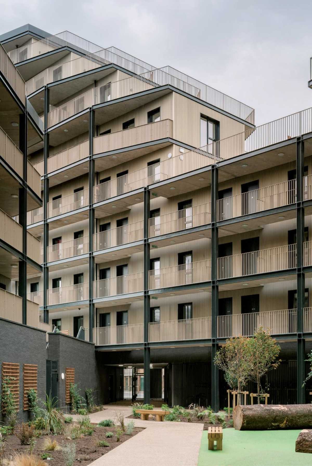 Dockley Apartments image 1